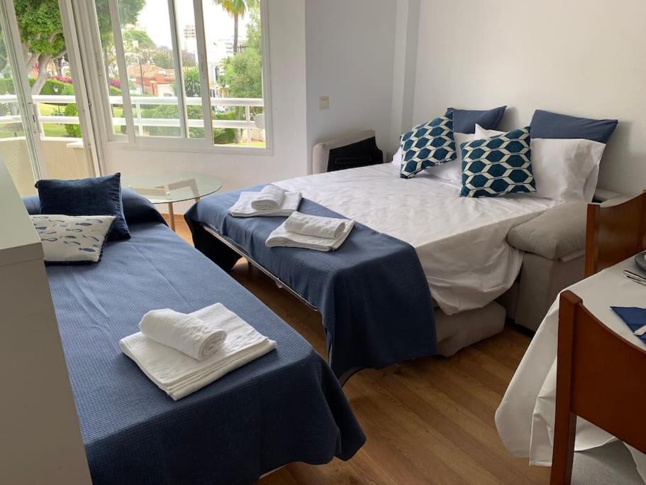 Apartamento Torremolinos 5 Personas + Parking + Piscina Todo El Ano Exterior foto