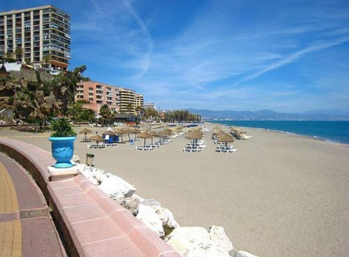 Apartamento Torremolinos 5 Personas + Parking + Piscina Todo El Ano Exterior foto